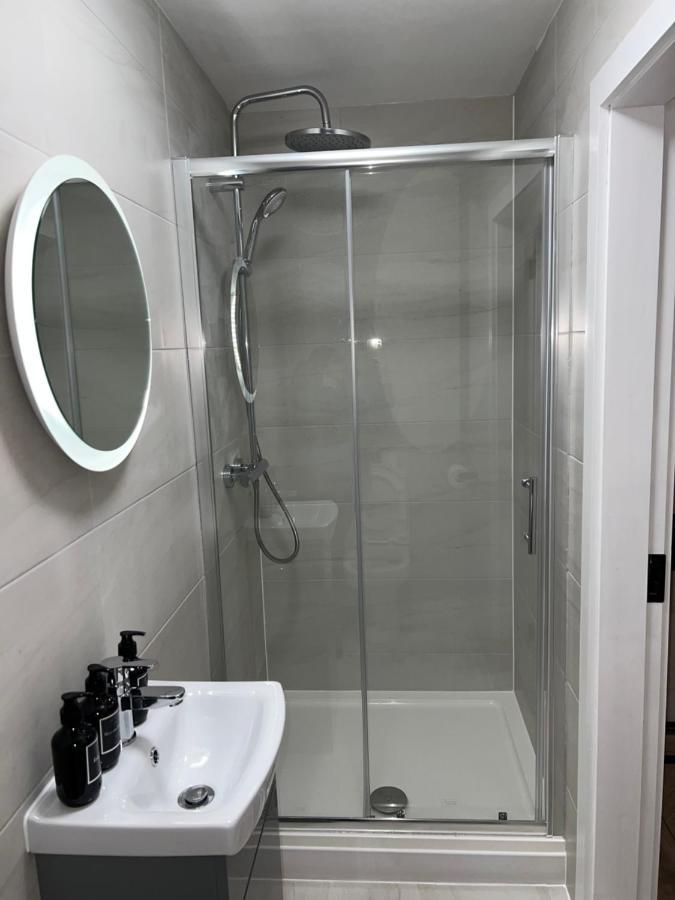 128 Anfield Road Hotel ลิเวอร์พูล ภายนอก รูปภาพ