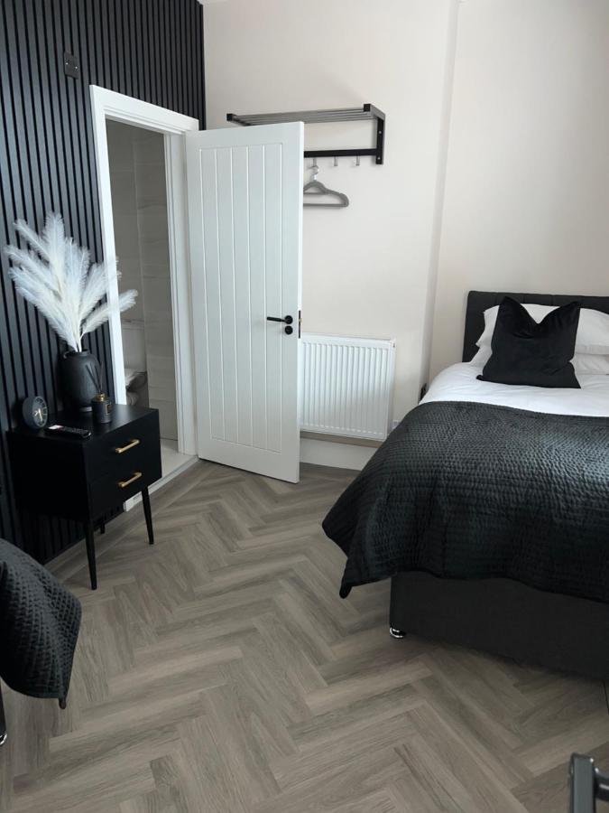 128 Anfield Road Hotel ลิเวอร์พูล ภายนอก รูปภาพ